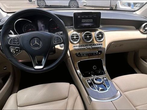 Used 2019 Mercedes-Benz GLC 300 image 15