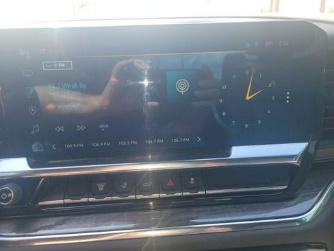 Used 2024 Chevrolet Silverado 2500 LTZ w/ LTZ Convenience Package AWD/4WD image 22