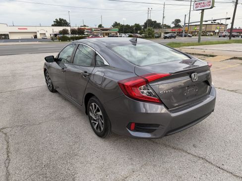Used 2017 Honda Civic EX image 13