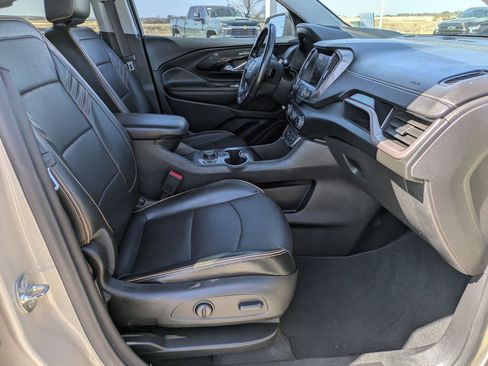 Used 2022 GMC Terrain AT4 w/ Tech Package image 25