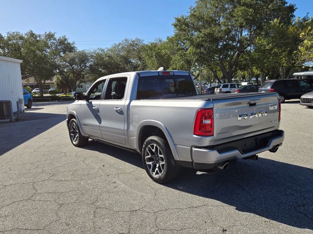 Used 2025 RAM 1500 Laramie w/ Laramie Southwest Edition AWD/4WD image 7