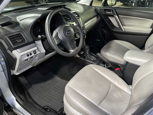 Used 2015 Subaru Forester 2.5i Touring w/ Eyesight & Navigation System AWD/4WD image 27
