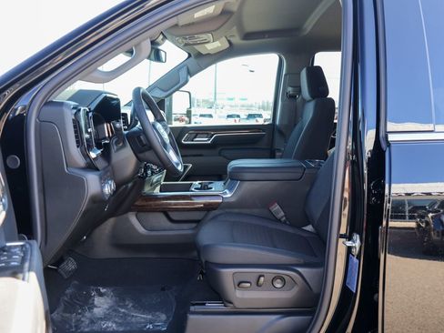 New 2026 GMC Sierra 3500 SLE image 9