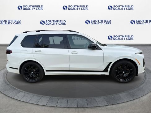 Used 2024 BMW X7 M60i w/ Executive Package AWD/4WD image 8