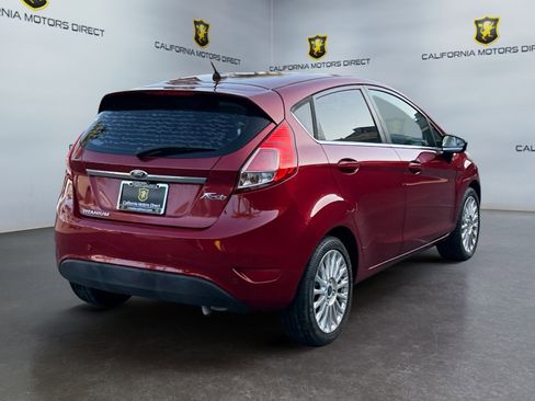 Used 2014 Ford Fiesta Titanium image 5