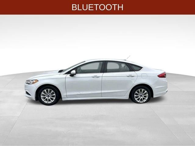 Used 2018 Ford Fusion S FWD image 4