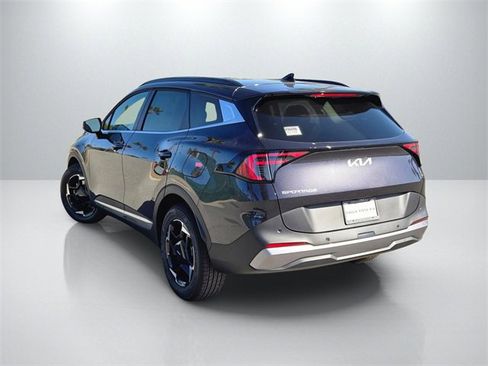 New 2026 Kia Sportage EX image 7