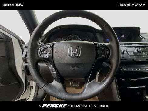 Used 2017 Honda Accord Sport Special Edition image 6