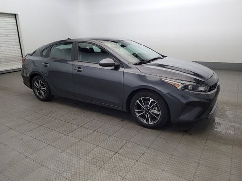 Used 2023 Kia Forte LXS image 11