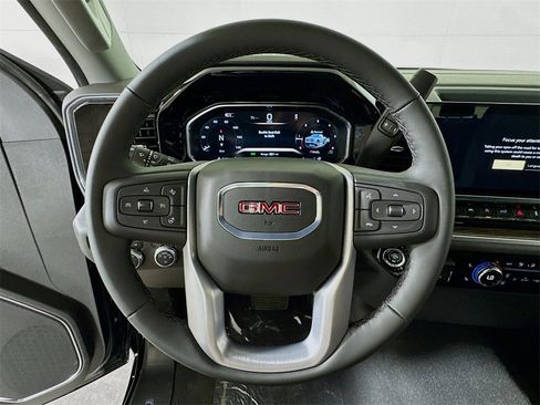 New 2026 GMC Sierra 1500 Elevation image 6