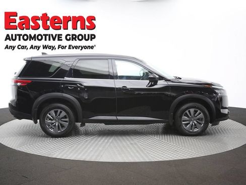 Used 2024 Nissan Pathfinder S AWD/4WD image 45
