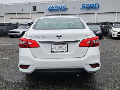 Used 2019 Nissan Sentra SV image 5