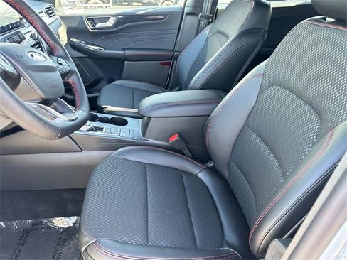 New 2025 Ford Escape ST-Line image 17