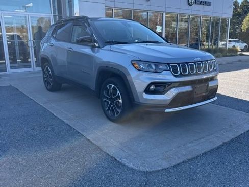 Certified 2022 Jeep Compass Limited w/ Sun and Sound Group image 1