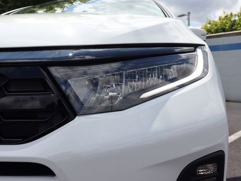 Used 2026 Honda Odyssey Touring image 9