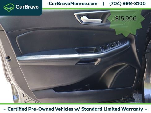 Used 2020 Ford Edge SE w/ Cargo Accessory Package FWD image 15