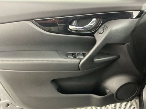 Used 2019 Nissan Rogue Sport SV AWD/4WD image 7
