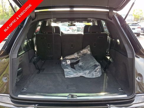 Used 2023 Audi Q7 2.0T Premium Plus w/ Premium Plus Package AWD/4WD image 29