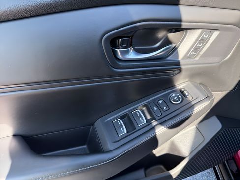 Used 2024 Honda Accord Sport image 17
