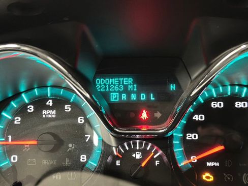 Used 2015 Chevrolet Traverse LT image 5