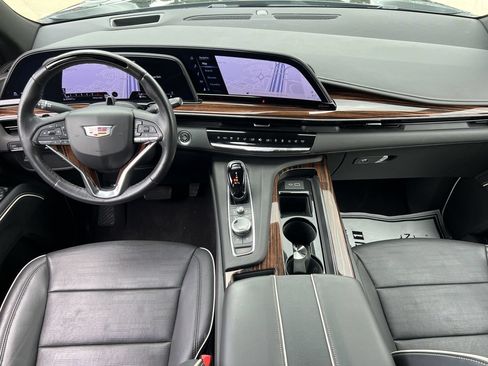 Used 2023 Cadillac Escalade Premium Luxury AWD/4WD image 7