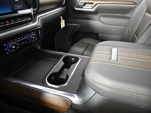 New 2026 Chevrolet Silverado 2500 High Country w/ High Country Premium Package image 32