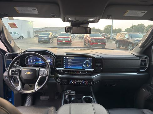 Certified 2023 Chevrolet Silverado 1500 LTZ AWD/4WD image 30