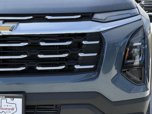 New 2026 Chevrolet Equinox LT image 8