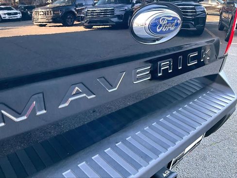 Used 2023 Ford Maverick Lariat w/ Lariat Luxury Package image 31