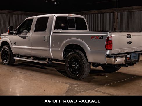 Used 2013 Ford F250 Lariat w/ Chrome Pkg image 6