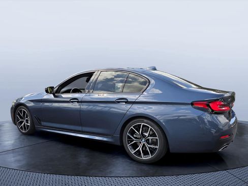 Used 2023 BMW 530i xDrive w/ M Sport Package AWD/4WD image 4