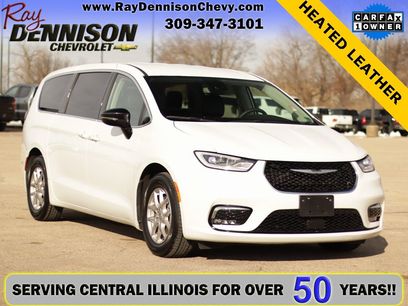 Used 2024 Chrysler Pacifica Touring-L