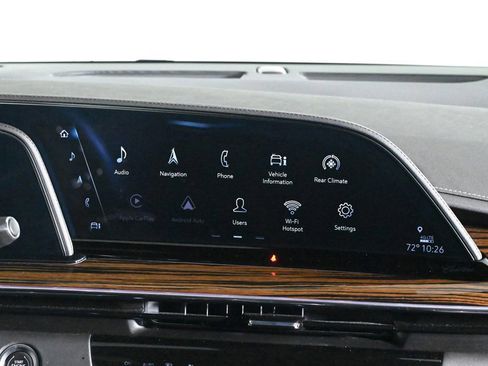 Used 2022 Cadillac Escalade Premium Luxury image 13