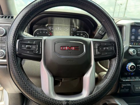 Used 2021 GMC Sierra 1500 SLT AWD/4WD image 8