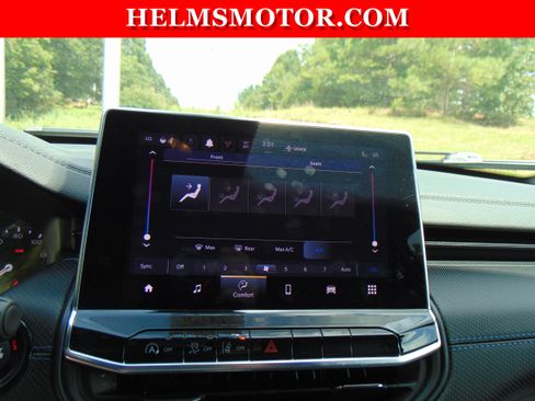 Certified 2025 Jeep Compass Latitude w/ Convenience Group AWD/4WD image 30