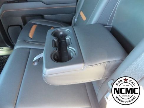 Used 2025 GMC Sierra 2500 AT4 AWD/4WD image 48