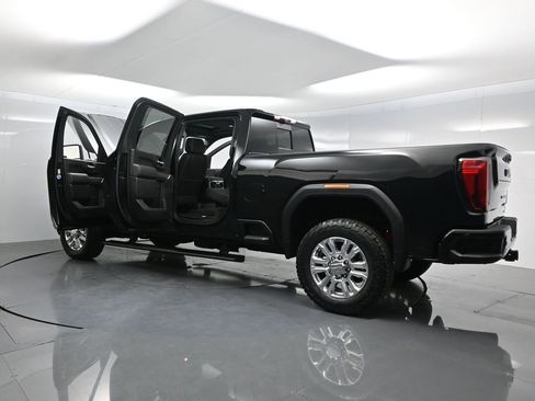 Used 2022 GMC Sierra 2500 Denali w/ Denali Ultimate Package AWD/4WD image 63