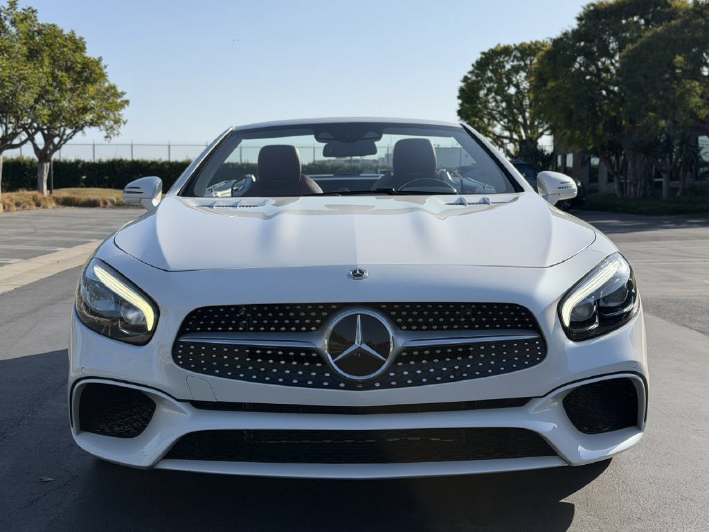 Used 2018 Mercedes-Benz SL 450 image 5