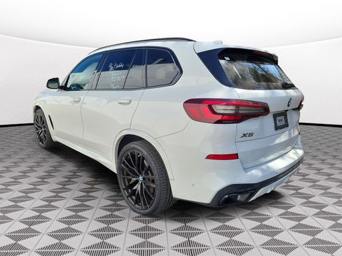 Used 2022 BMW X5 sDrive40i w/ M Sport Package image 3