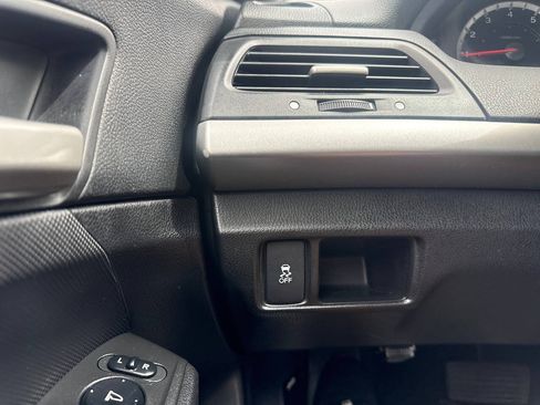 Used 2012 Honda Accord LX image 36