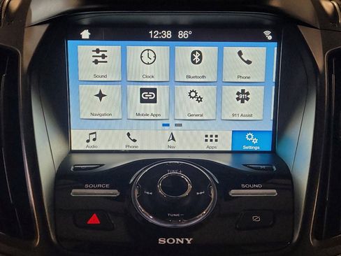 Used 2019 Ford Escape Titanium AWD/4WD image 25