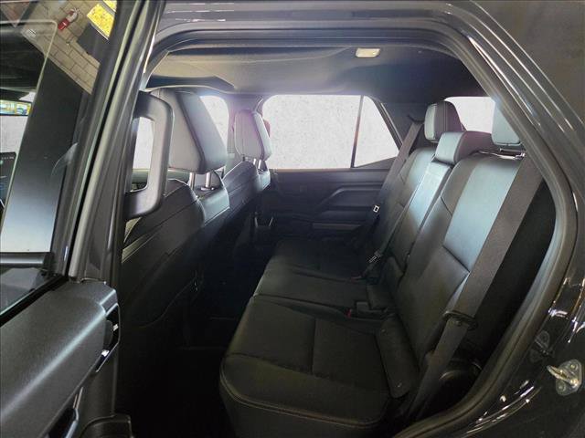 Certified 2025 Toyota 4Runner TRD Off-Road Premium w/ Tow Technology Package AWD/4WD image 15
