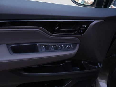 Used 2022 Honda Odyssey Touring image 22