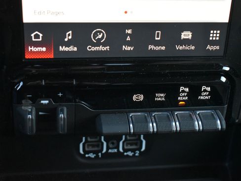 Certified 2023 RAM 2500 Laramie image 28