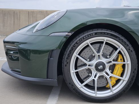 Used 2026 Porsche 911 GT3 RWD image 13