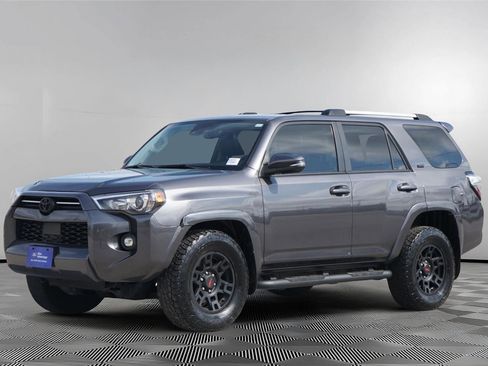 Used 2023 Toyota 4Runner SR5 Premium w/ Moonroof Package RWD image 8