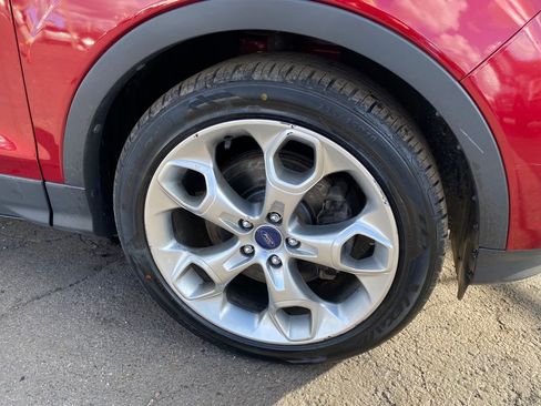 Used 2013 Ford Escape Titanium w/ Class II Trailer Tow Pkg AWD/4WD image 28