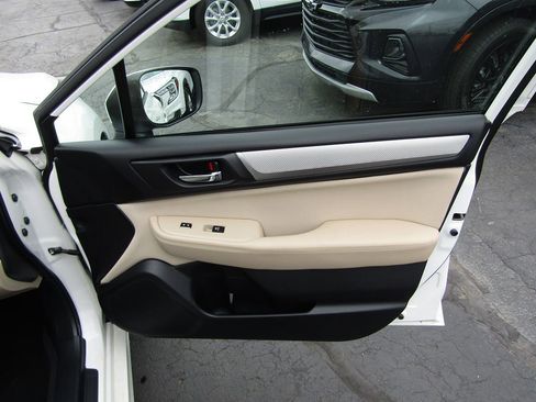 Used 2019 Subaru Legacy 2.5i Premium image 32