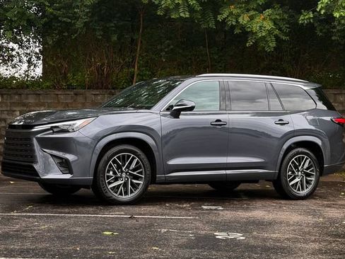 Certified 2026 Lexus TX 350 AWD w/ Technology Package image 10