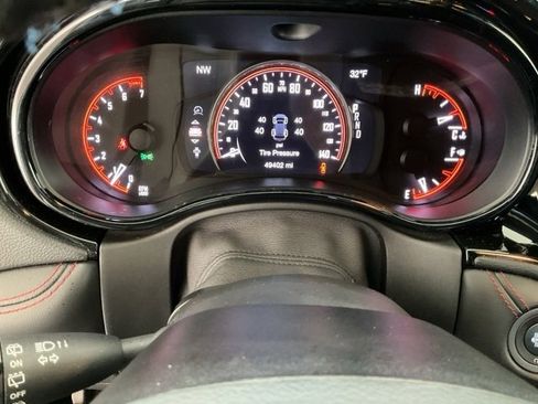 Used 2024 Dodge Durango GT image 10